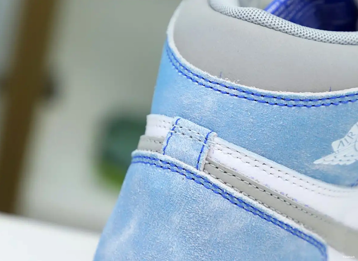 RETRO AIR 1 OG JORDAN 'HYPER ROYAL' HIGH 0328